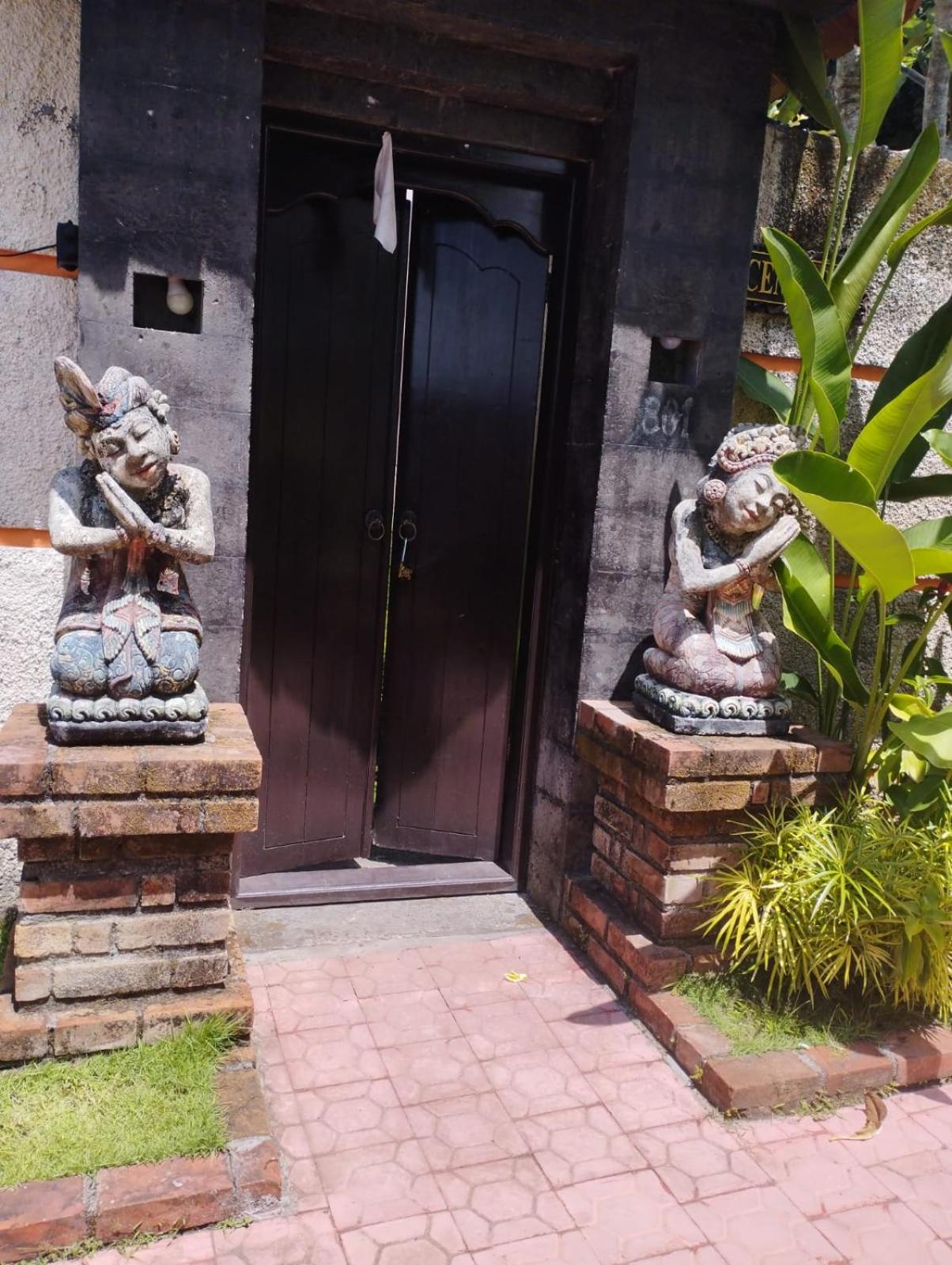 Kartika Dahayu Private Pool Villas Sukawati Exterior foto