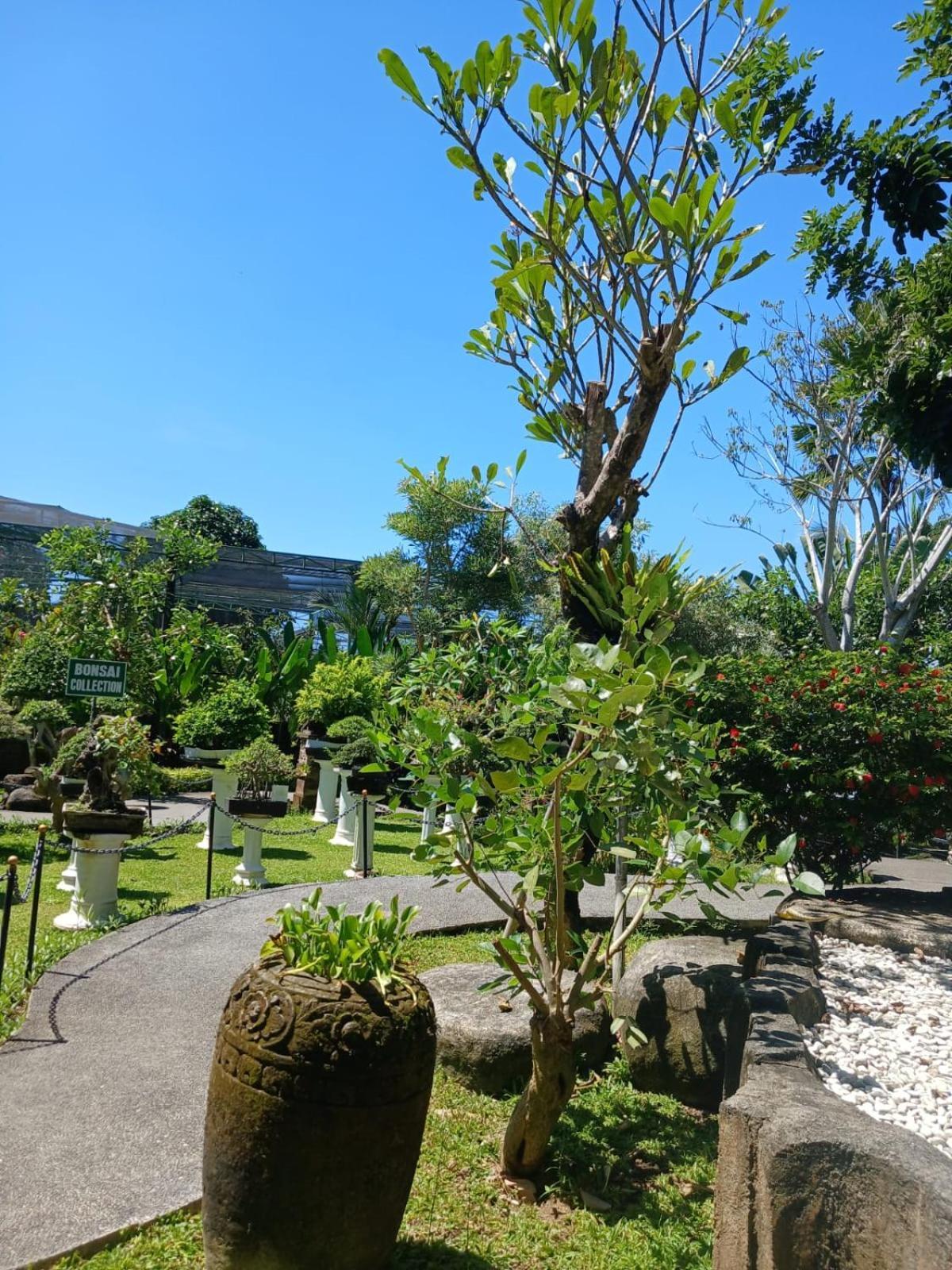 Kartika Dahayu Private Pool Villas Sukawati Exterior foto
